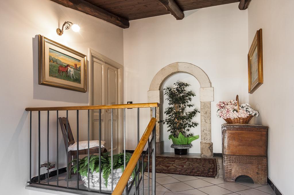 B&B La Corte Fondi Exterior foto